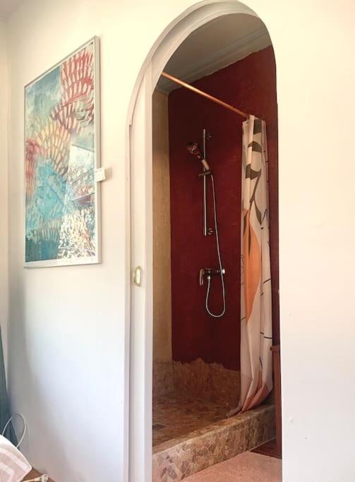 Appartement Kleine Kunstremise Mit Holzofen Burg Freienfels Weinbach